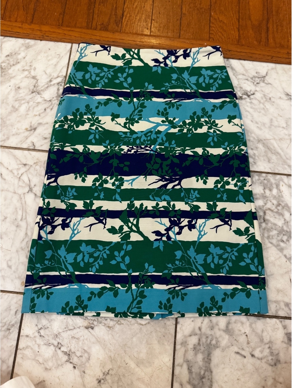 Talbots Womens Pencil Skirt Size 8 Green Blue Floral Striped Lined Career
